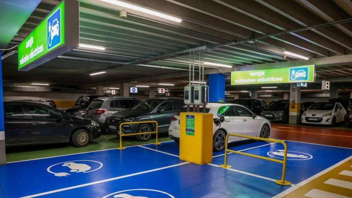 Arousa vive un bum de "electrolineras", pero aún hay pocas de carga ultrarrápida