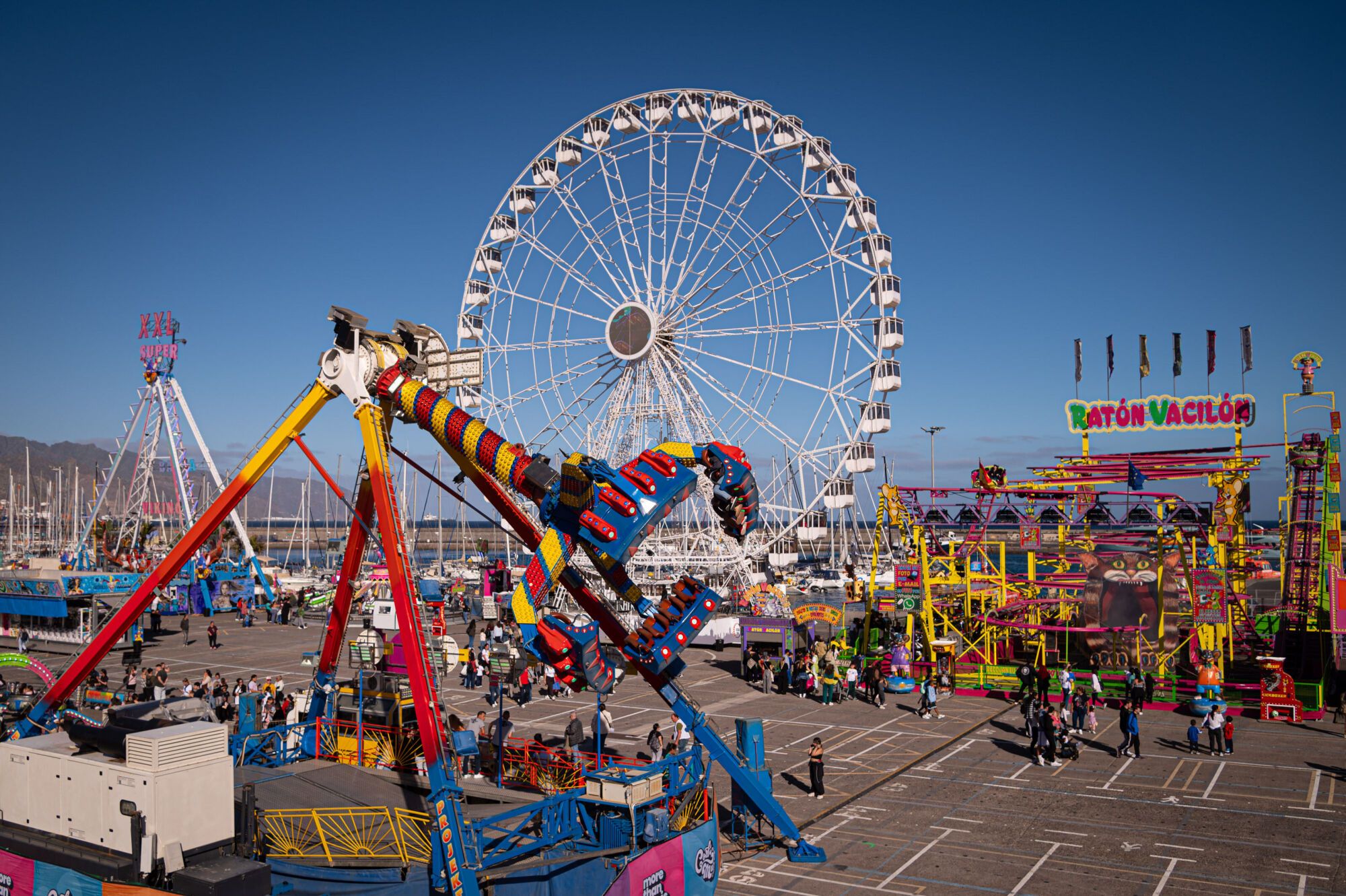 José Manuel Bermúdez visita la Feria de Atracciones por el Carnaval de Santa Cruz de Tenerife 2025