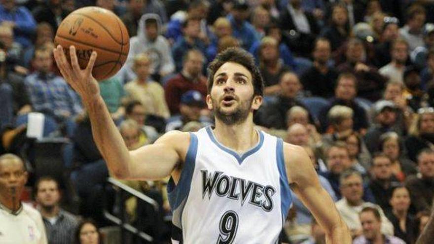 Ricky Rubio se luce ante los Pistons en un día clave para su futuro