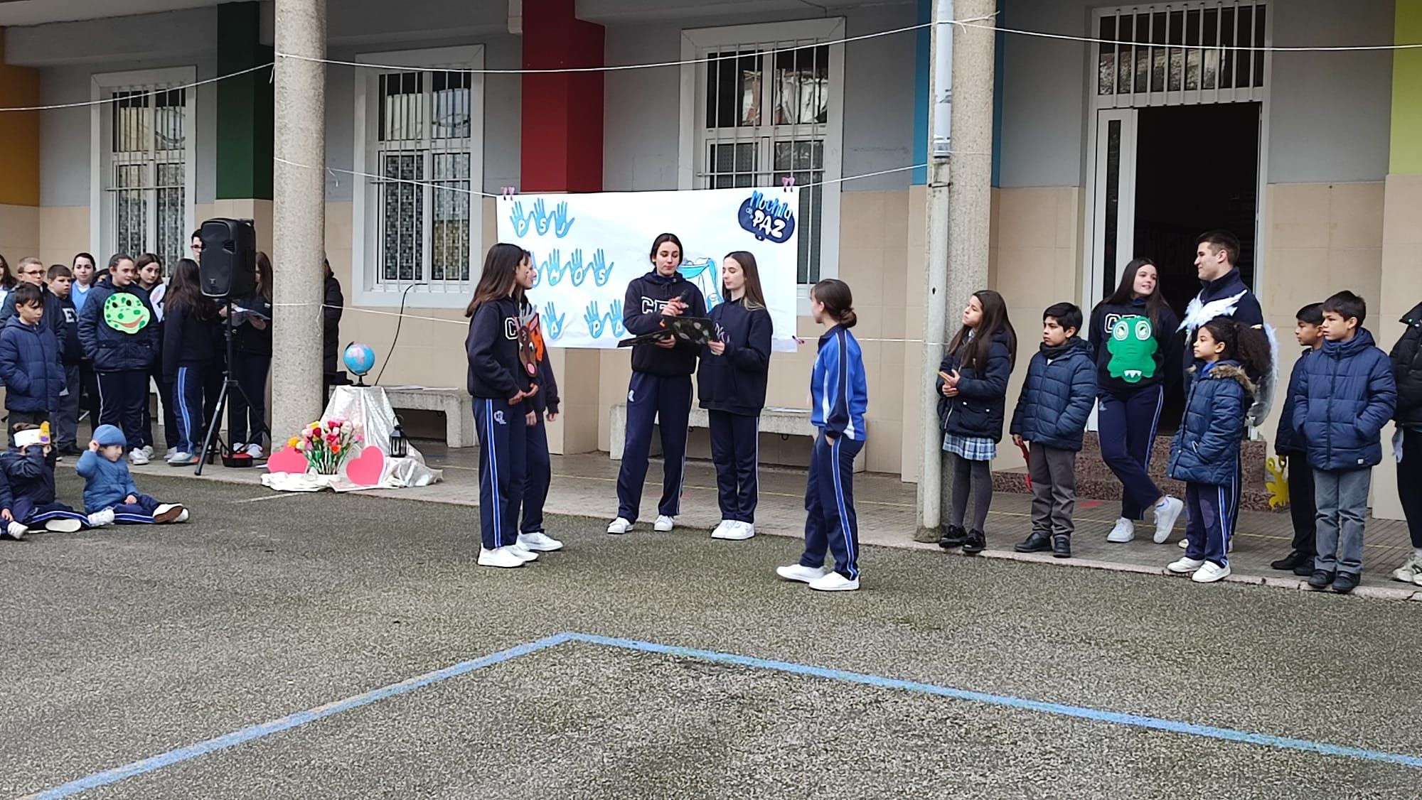 Celebración del Día de la Paz en el colegio Patronato San José