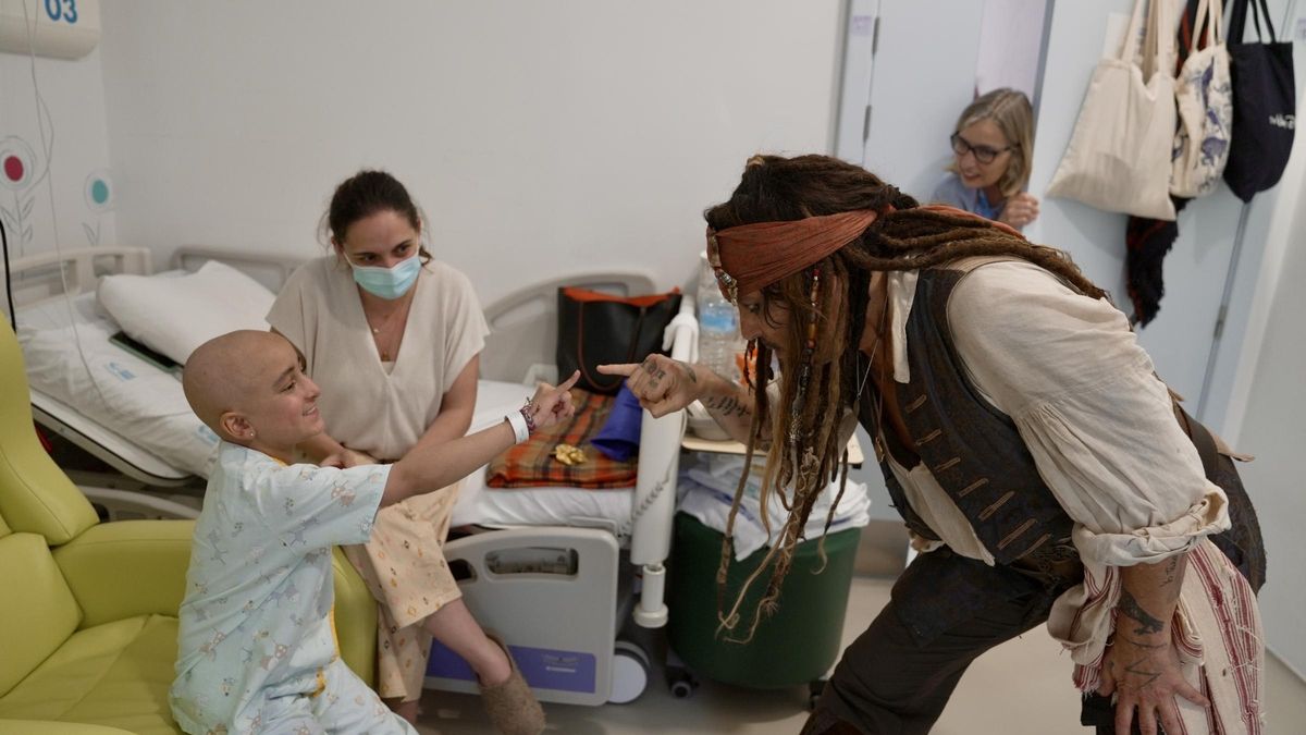 Johnny Depp encarnando a Jack Sparrow en el Niño Jesús.