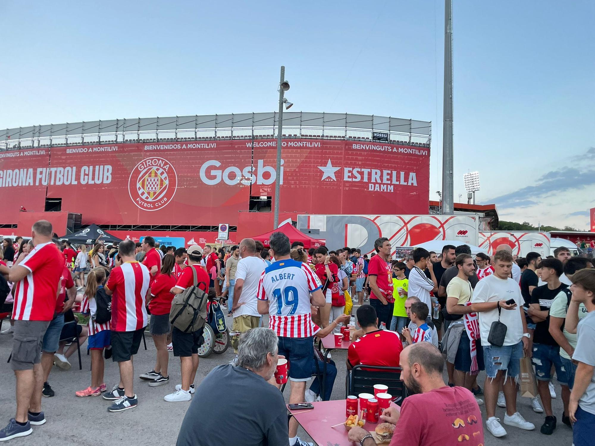 L'afició omple Montilivi en el retorn a Primera del Girona