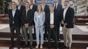 Los participantes en la charla del Club de Polo.
