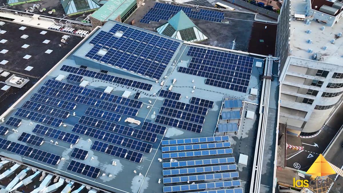 El Centro Comercial Las Arenas instala 1.068 paneles fotovoltaicos