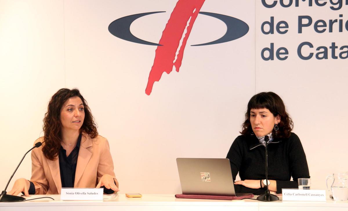 Sònia Olivella y Cèlia Carbonell (Irídia) denunciando la inacción judicial con el caso Pegasus.