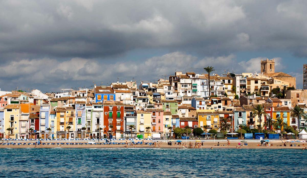 Villajoyosa, un destino bonito para las vacaciones de verano.