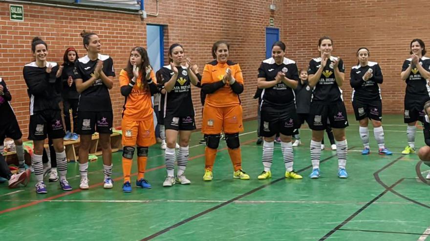 El equipo femenino del River FS mantiene el liderato a pesar de su empate con SegoSala (4-4)