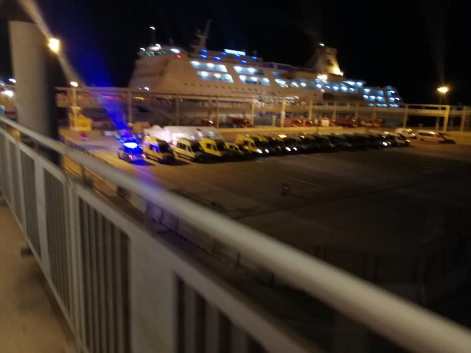 Un incendio obliga a desviar un ferry de la ruta Marsella-Argel a Alcúdia