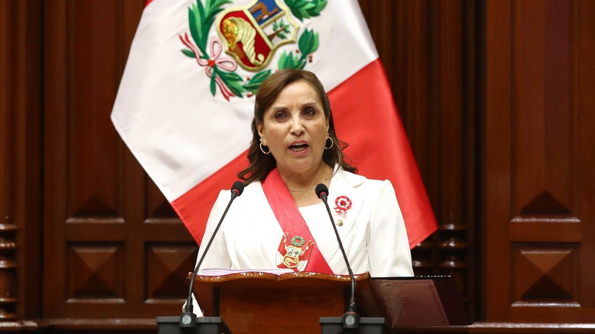 La Fiscalía peruana registra la vivienda de la presidenta Dina Boluarte