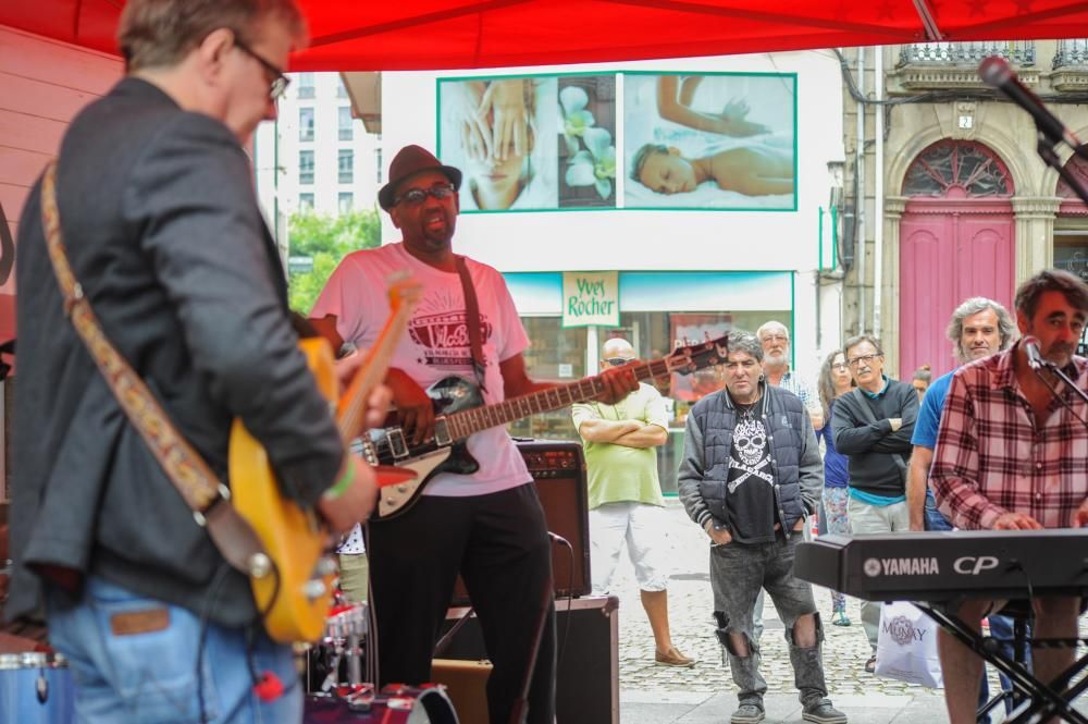 Vilagarcía se mueve a ritmo de blues