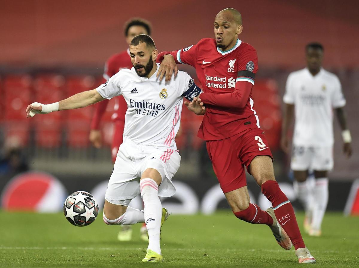 Karim Benzema, en un duelo ante el Liverpool.