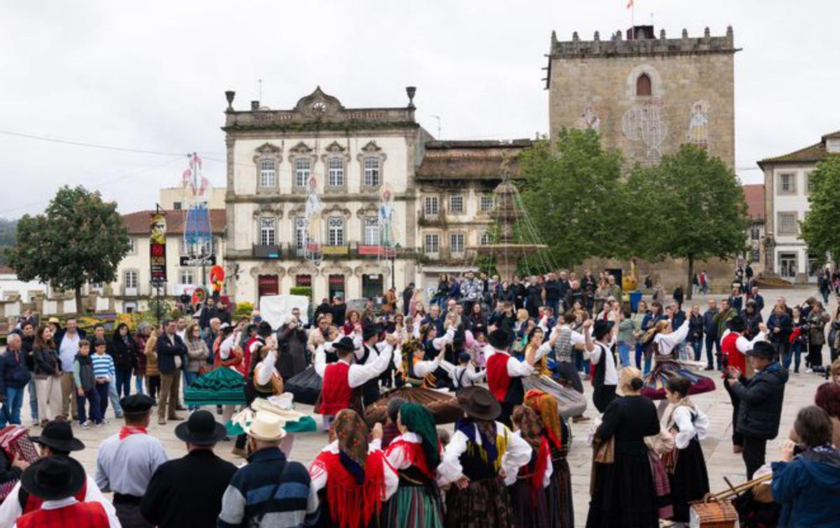 Barcelos brilla con la primera gran romería del Minho