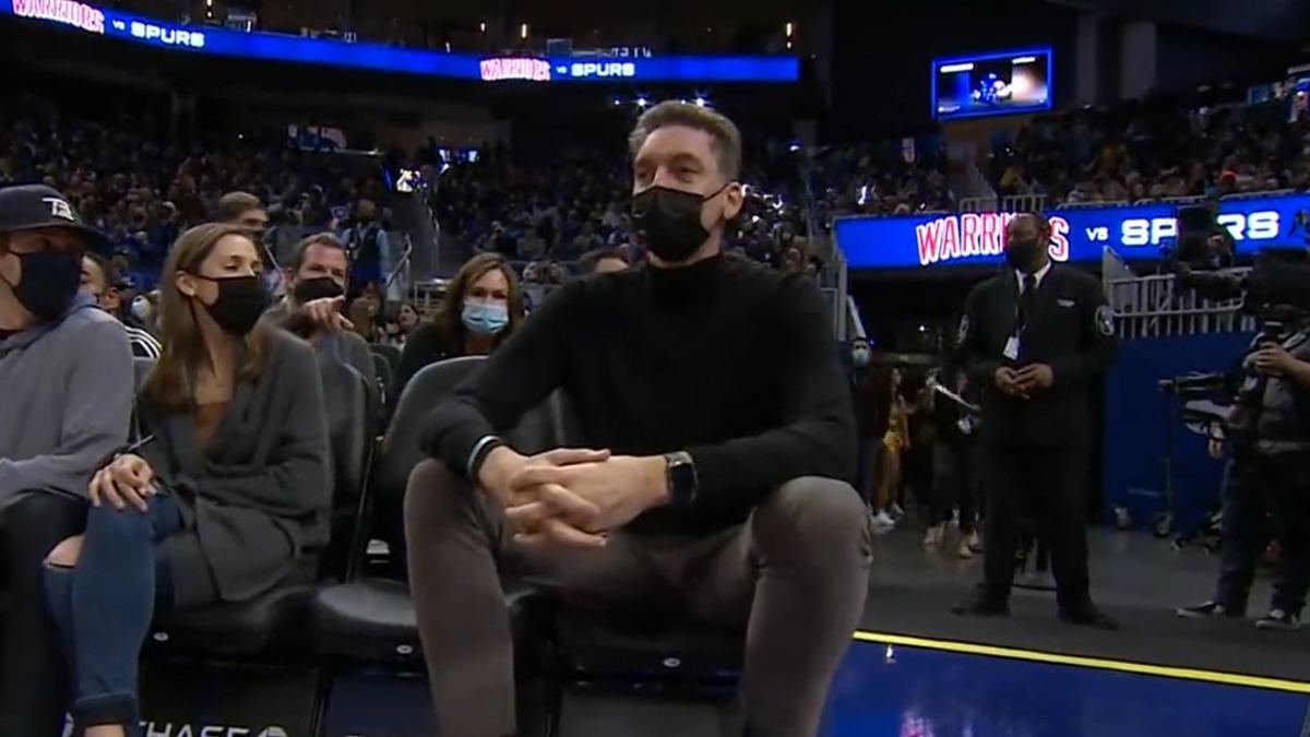 Pau Gasol acudió a ver en directo el Warriors-Spurs en el Chase Center