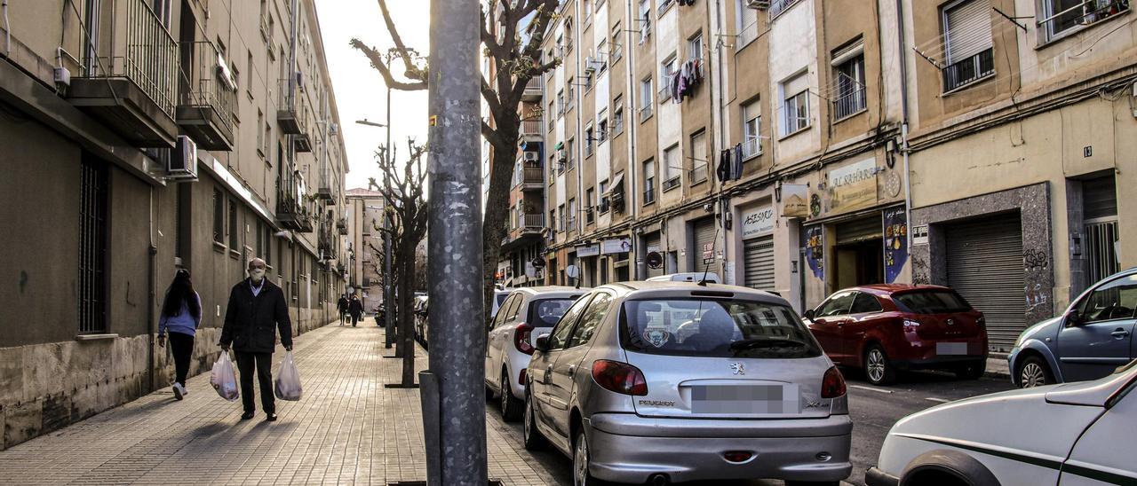 Tramo de la calle Pintor Cabrera de Alcoy en la que ha tenido lugar la agresión.