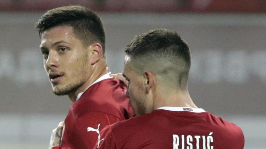 Luka Jovic celebra un  gol en el Serbia-Rusia el pasado miércoles.