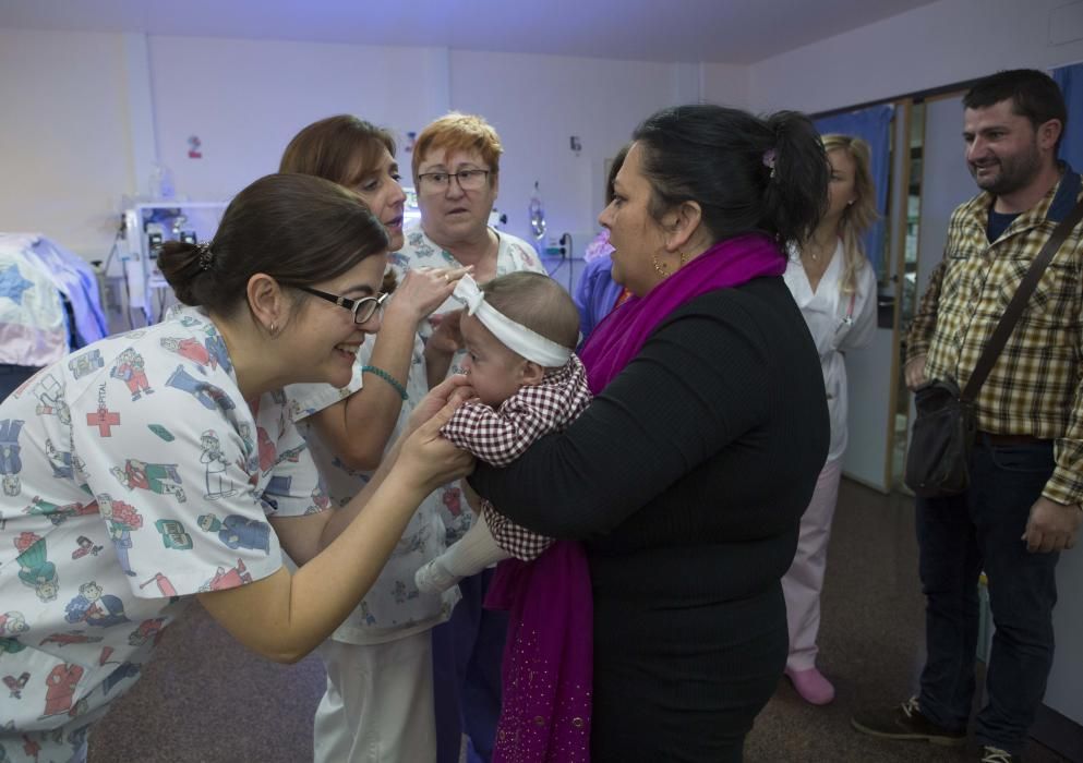 La pequeña tiene ahora ocho meses y pesa ya 4,5 kilos.