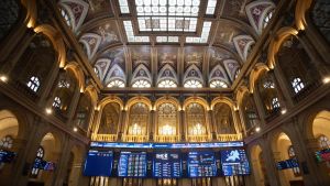 Archivo - Varios paneles del Ibex 35 en el Palacio de la Bolsa