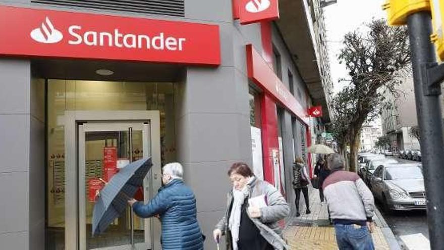 La sucursal del banco donde se produjo el asalto.