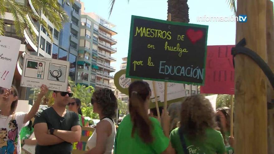 Alicante vive una histórica huelga educativa : 