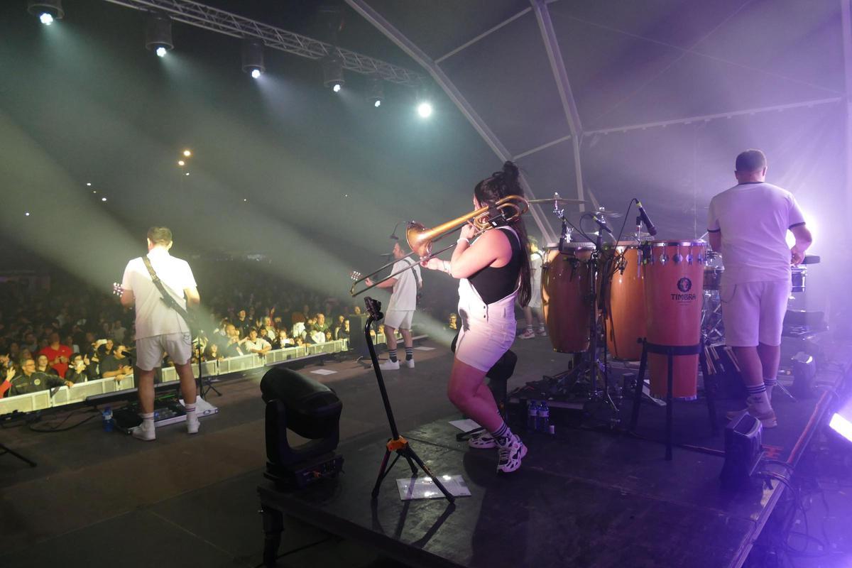 EN IMATGES | La tercera nit del Rampell de Figueres fa el ple amb Doctor Prats i James Band