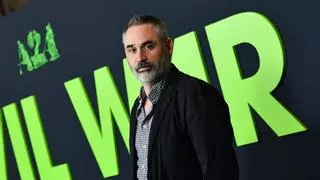 Alex Garland, director de 'Civil War': "La dicotomía izquierda-derecha ha prescrito, prefiero hablar de la oposición entre centrismo y extremismo"