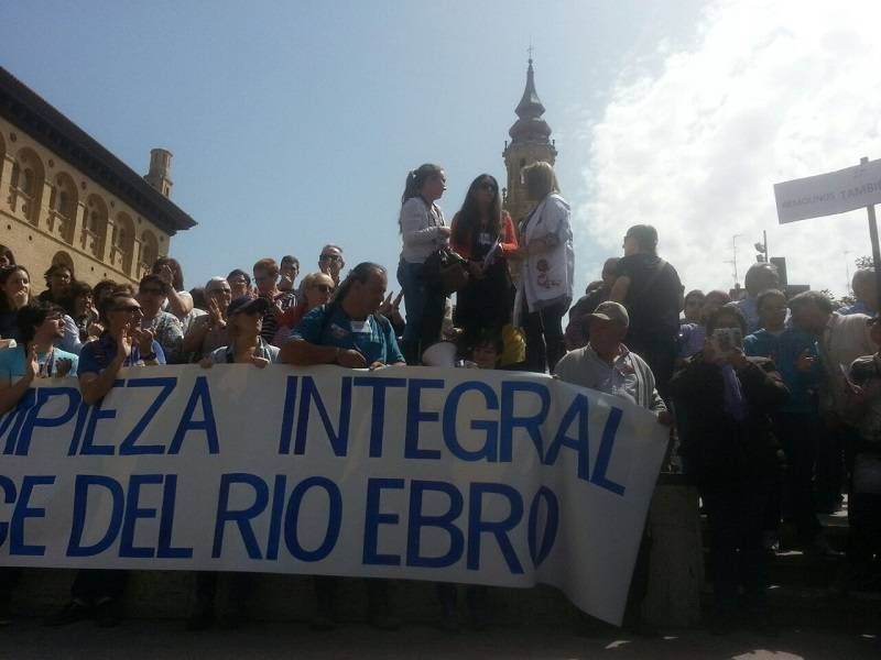 Fotogalería de la protesta de los afectados por las riadas