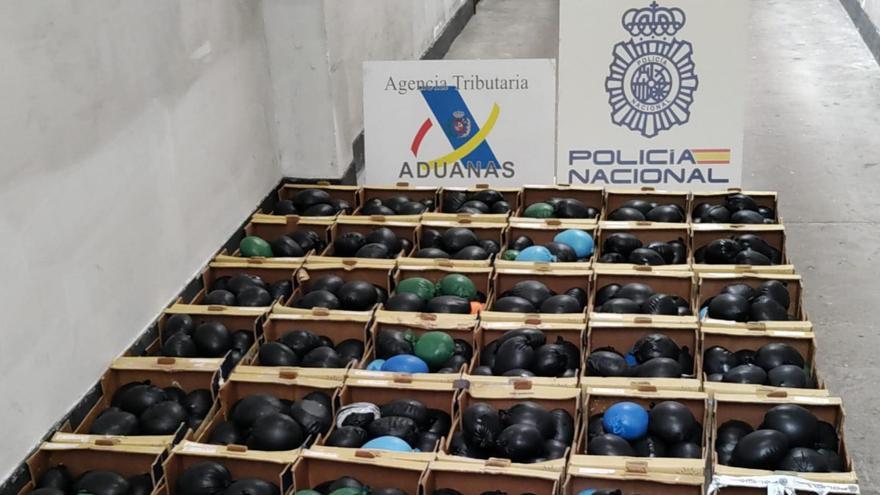 Se han intervenido en el puerto de Vigo 500 kilogramos de cocaína oculta en melones
