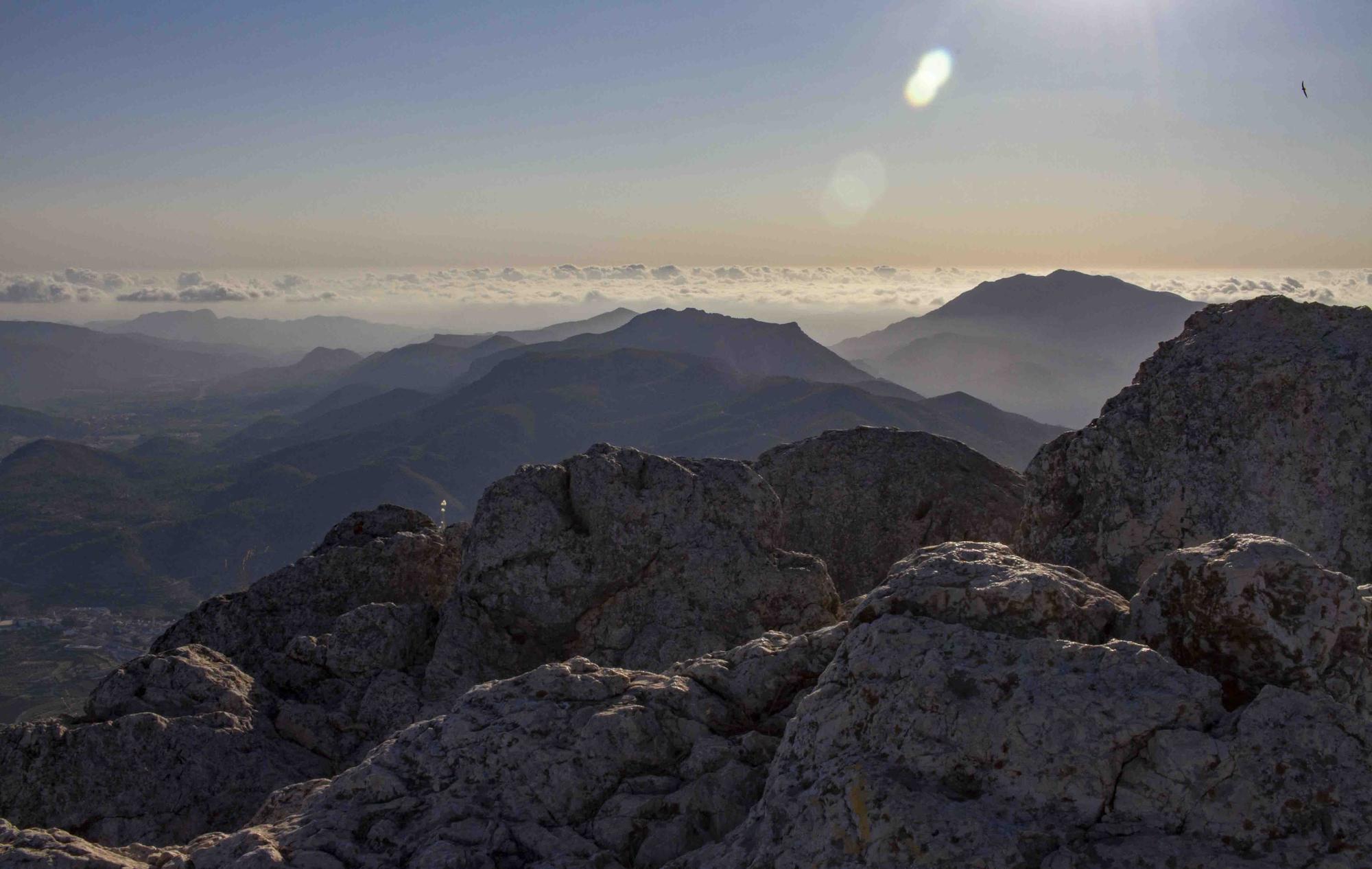 Beniatjar- vistas desde el pico del Benicadell20190730_0225.jpg