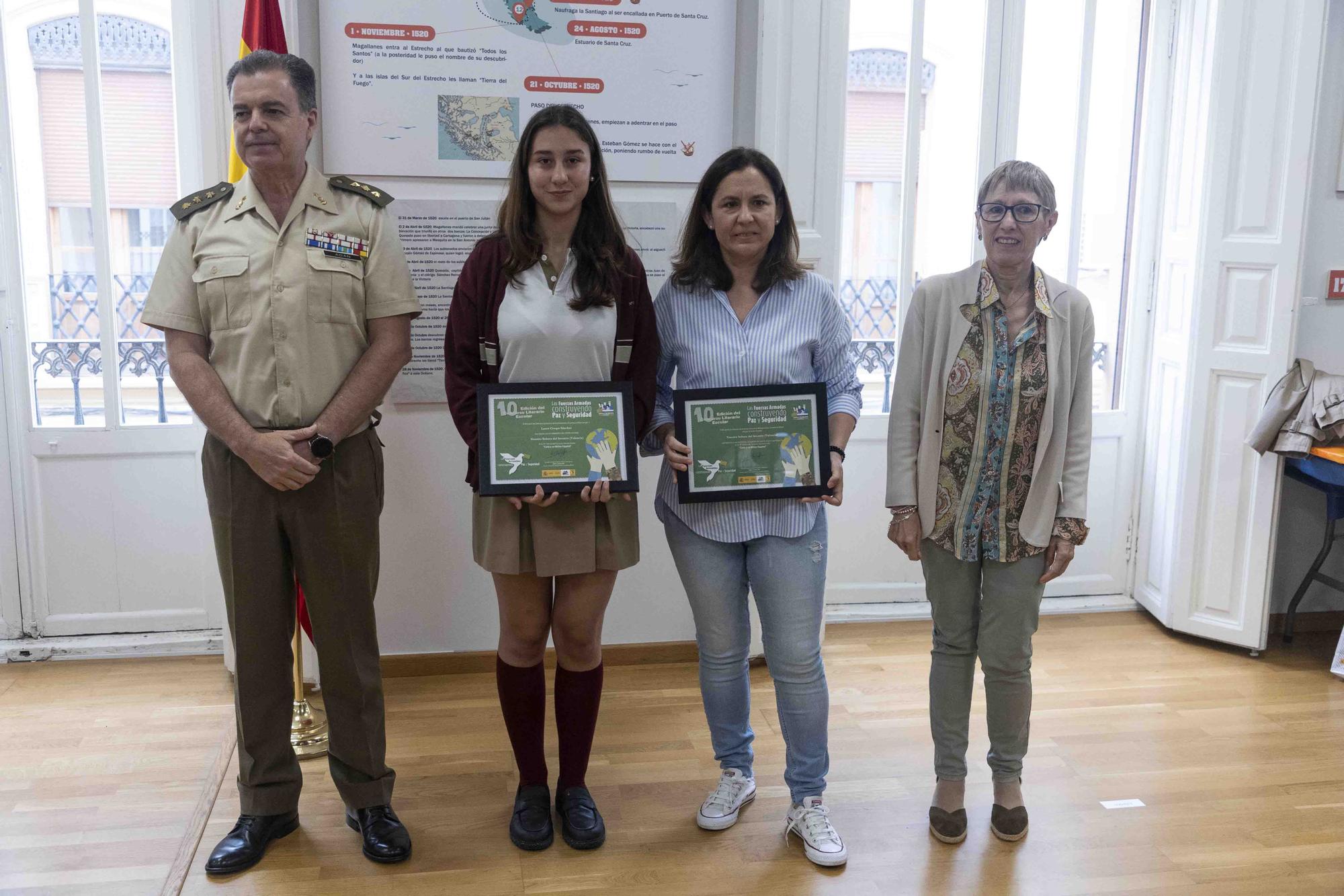 Premios Concurso Literario de Defensa