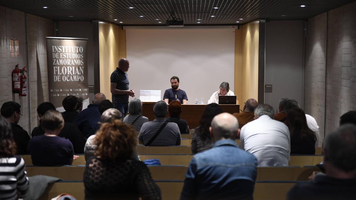 Presentación de una publación del Instituto de Estudios Zamoranos.