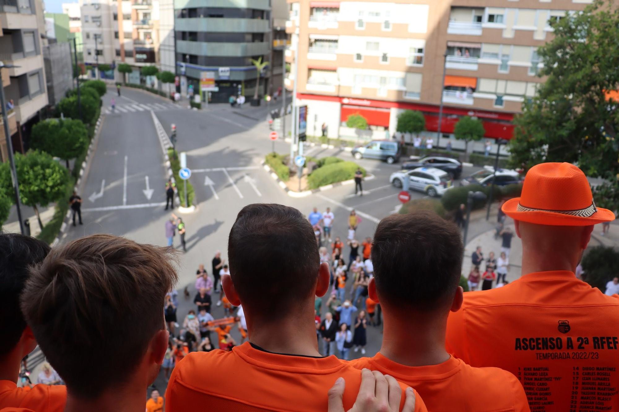 El Torrent CF celebra su ascenso a 2 RFEF