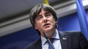 zentauroepp51447360 former catalan president carles puigdemont holds a press con191223093948