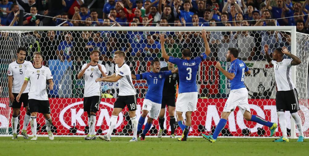 Alemanya supera Itàlia als penals