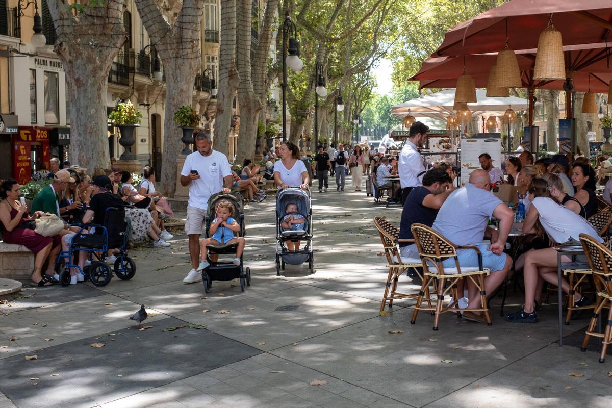 El centro de Palma, lleno de turistas