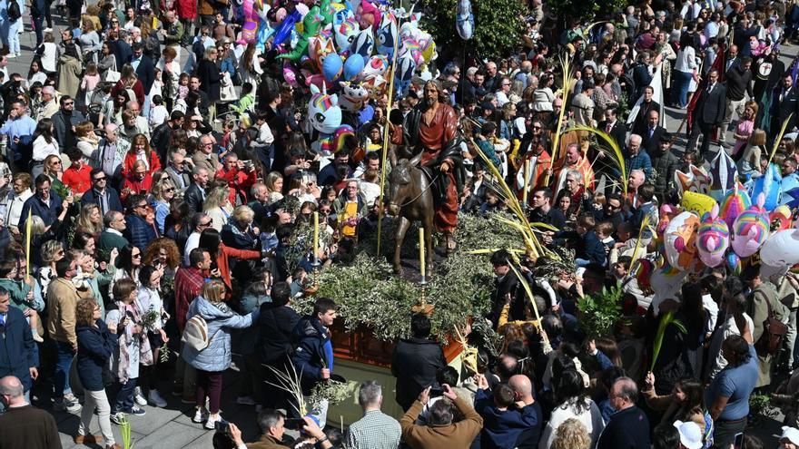 Multitudinario aniversario de «La Borriquita»