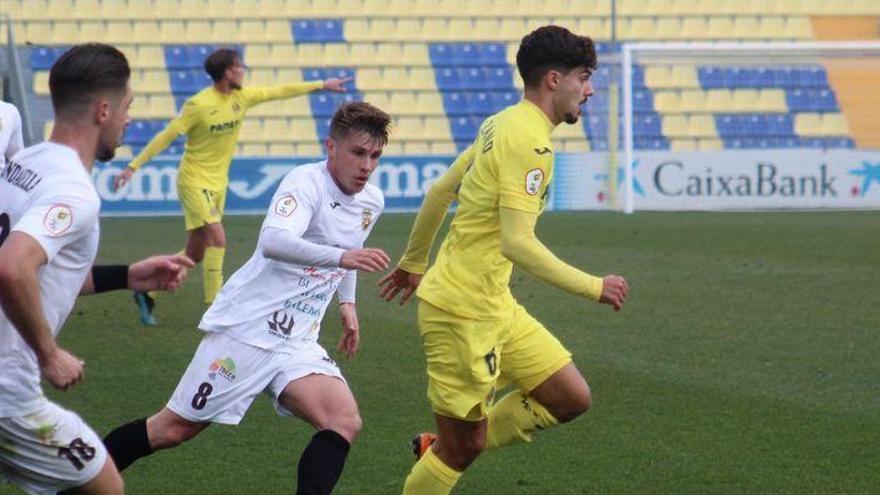 El Villarreal B gana a la Peña y recupera la tercera posición (2-0)