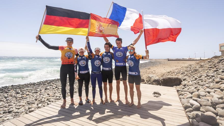 Mar de Arce y Julien Rattotti, campeones del mundo de Wingfoil Big Air en Gran Canaria