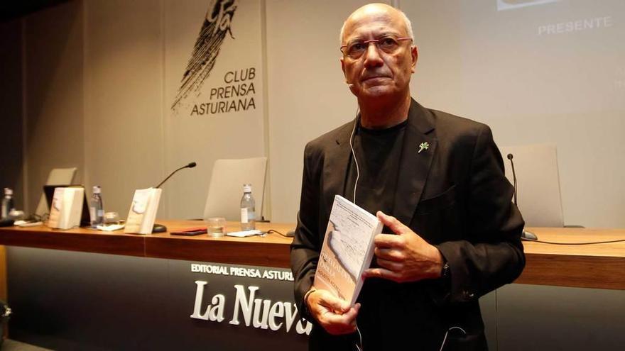 Agustín Acebes, ayer, en el Club Prensa Asturiana.