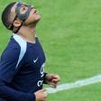 Deschamps: Mbappé corre el riesgo de tener que llevar la máscara varios meses