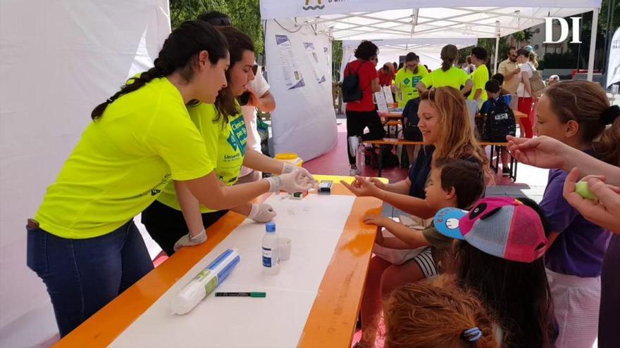 La ciencia se acerca a los niños en Ibiza