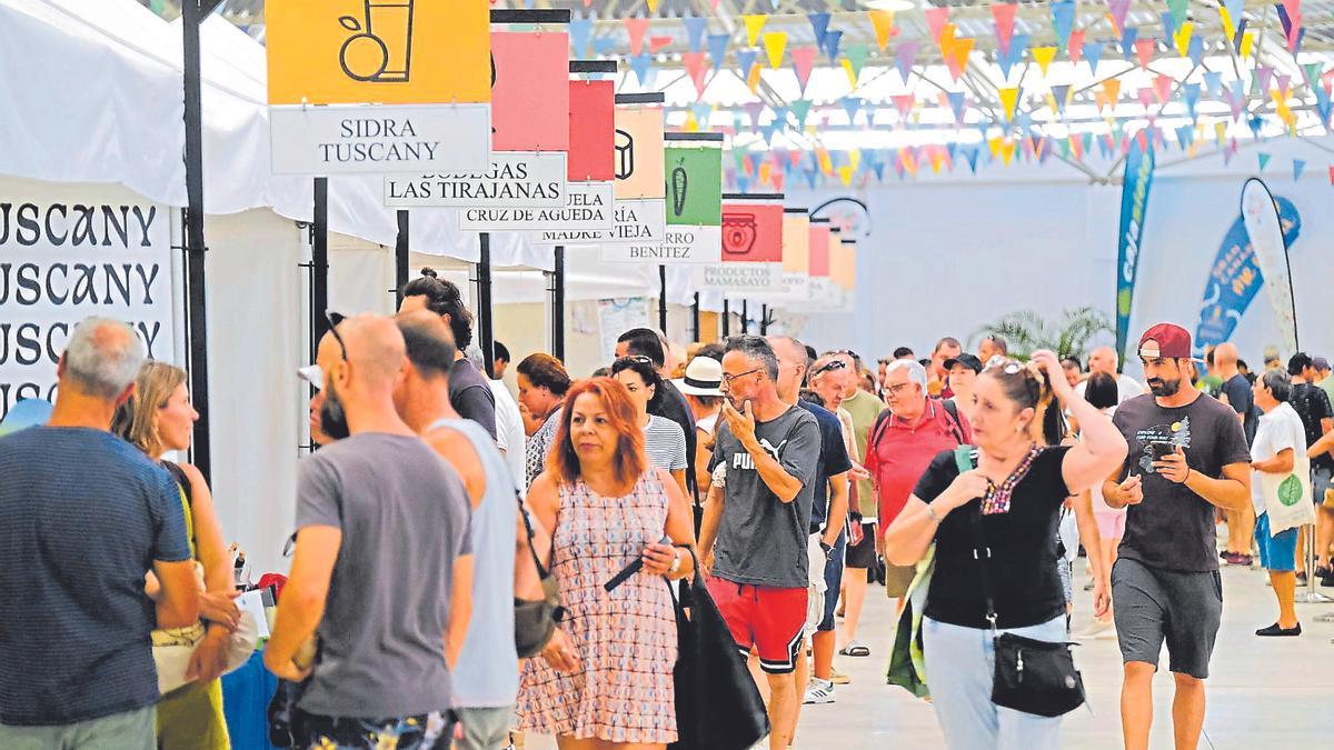 Imagen de archivo de la Feria Kilómetro Cero de Agüimes en el pasado año 2023.