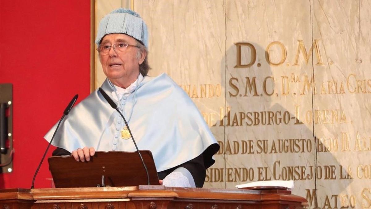 Joan Manuel Serrat, investido doctor honoris causa