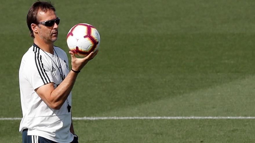 Lopetegui: &quot;Nos toca decidir con los porteros&quot;