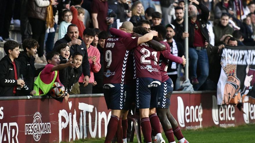 Una de las mejores taquillas del año guiará al Pontevedra ante el Ourense