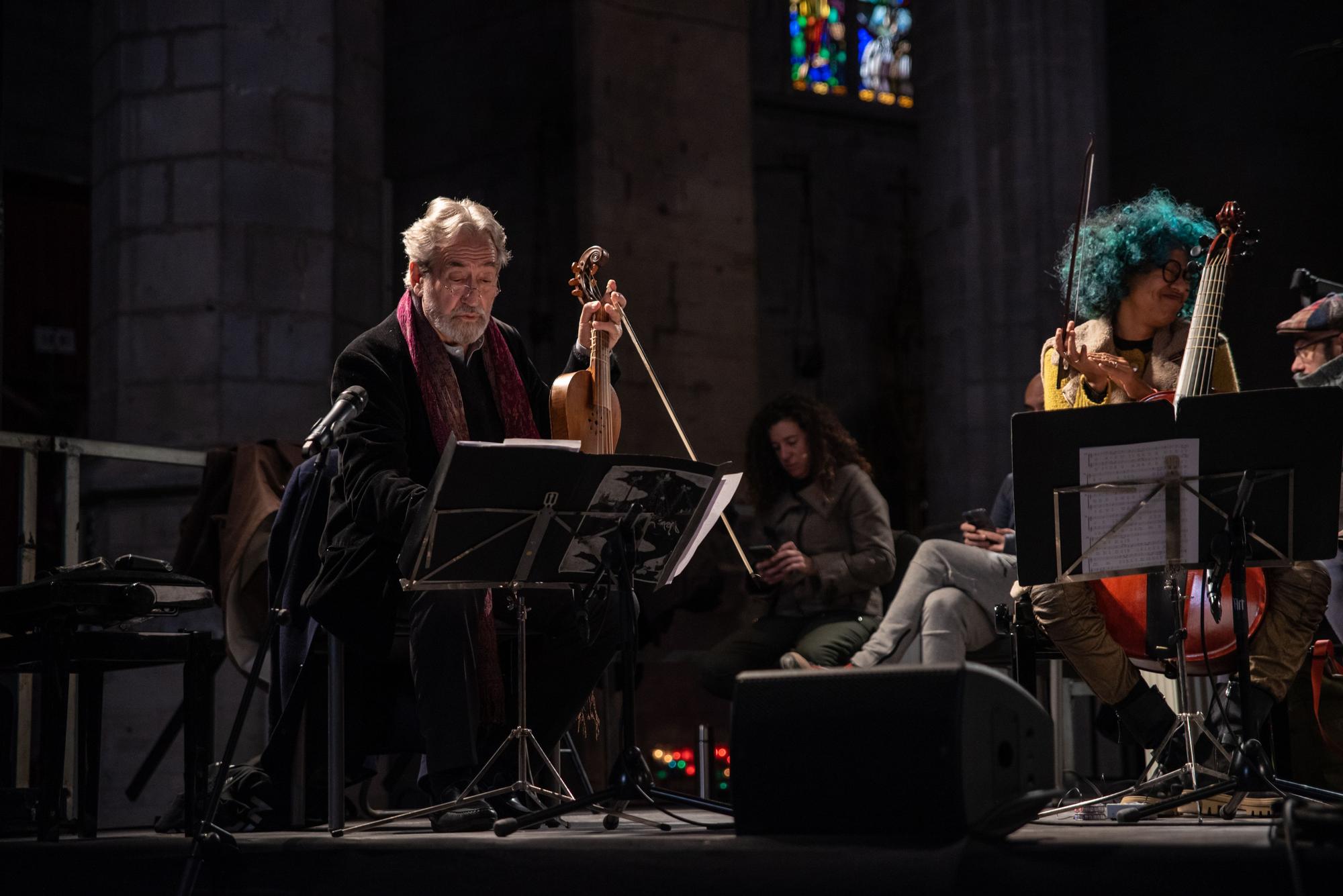 L'assaig previ al concert de Savall a la Seu de Manresa, en fotos