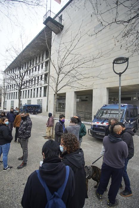 Concentració per demanar la llibertat dels detinguts pels disturbis de Girona