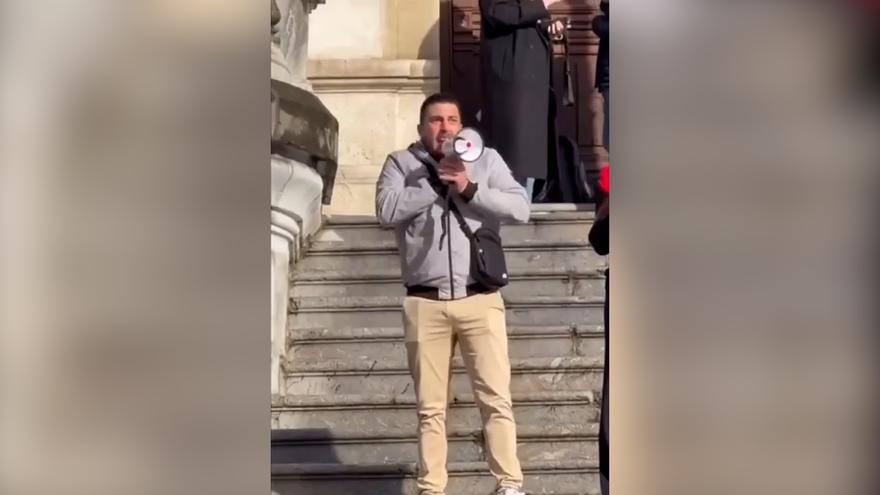 Un autónomo se hace viral al estallar en una manifestación de Bilbao: "¡Estamos hartos, basta ya!"