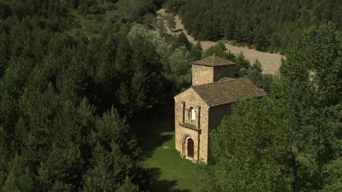 La ermita enclavada en el valle de la Garcipollera.