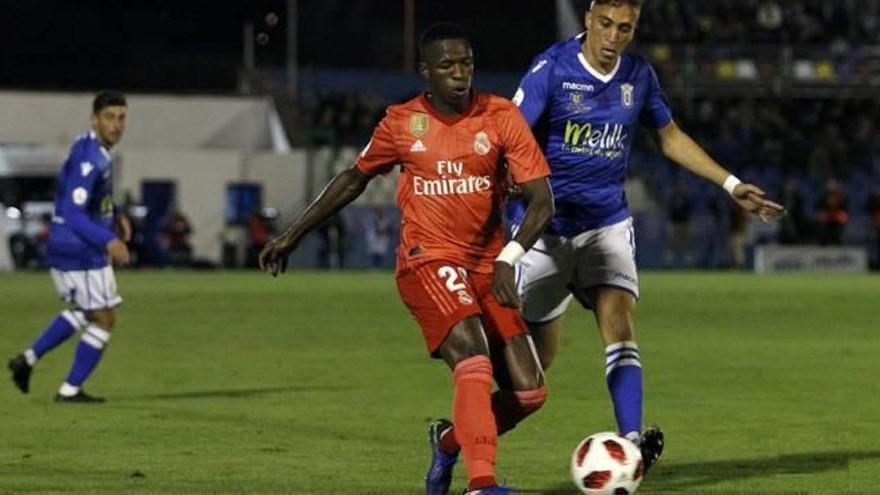 Vinicius es reivindica al Madrid en l&#039;estrena de Solari a Melilla