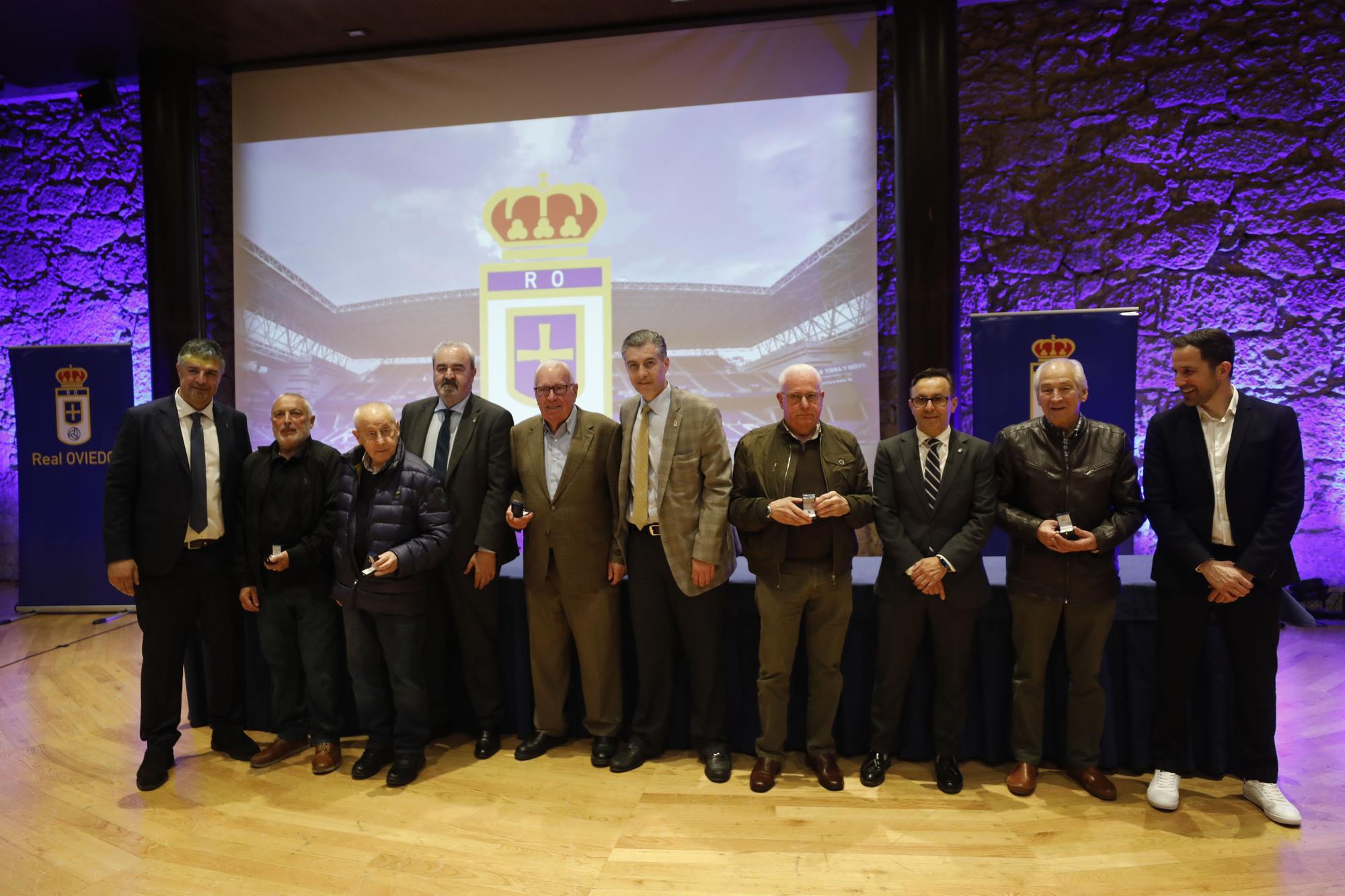 EN IMÁGENES: El Oviedo homenajea a sus abonados más antiguos